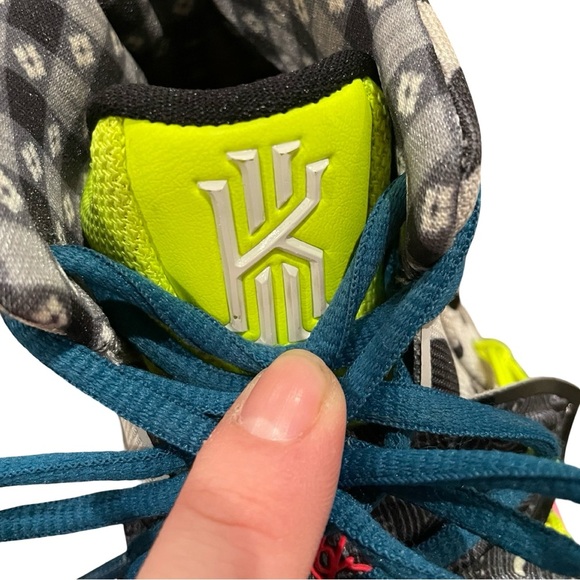 Nike Kybrid S2 What The Neon Sneakers Size Kids 3.5Y GUC Mid Rise Basketball - Picture 5 of 12
